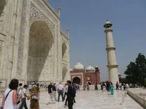 030 Taj Mahal c Duering
