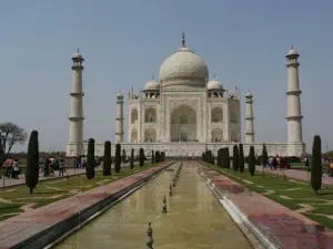 031 Taj Mahal c Duering