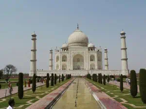 032 Taj Mahal c Duering