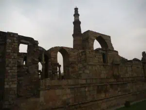 250 Qutb Minar c Duering