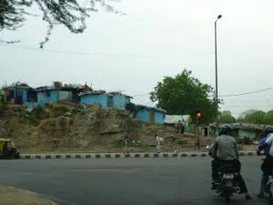 275 Slums c Duering