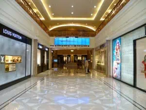 276 Einkaufszentrum c Duering