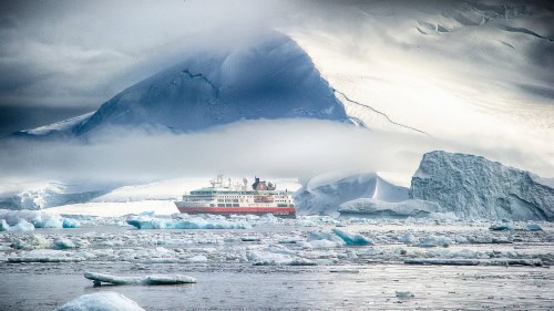 Hurtigruten Antarktis cDominic Barrington