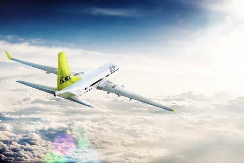 Airbaltic Boeing 737 300