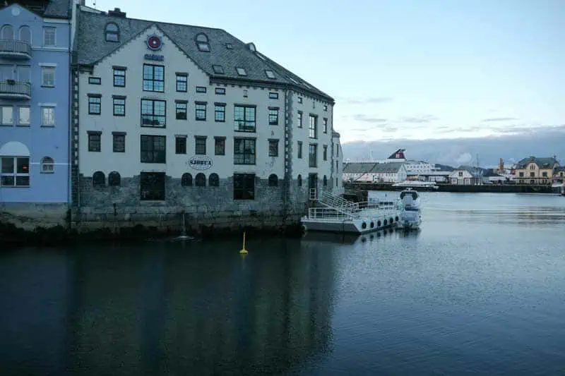 Hurtigruten Alesund ©Duering 188