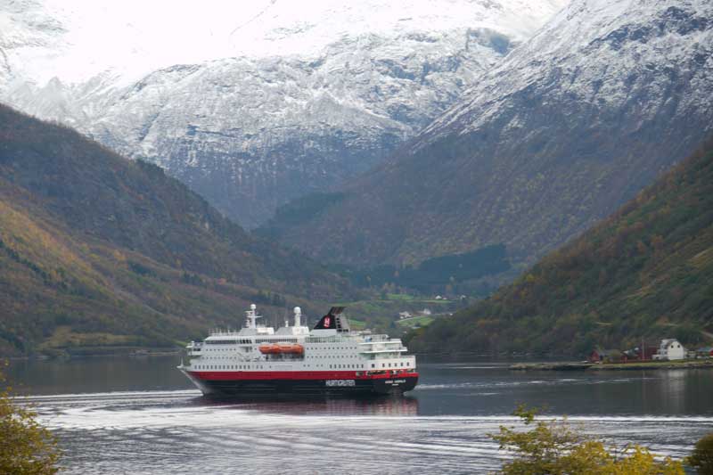 Hurtigruten ©Duering 186