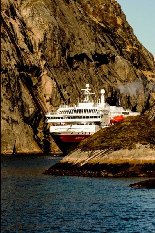 ©Hurtigruten Trollfjord 4