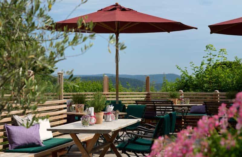 Berghotel Maibrunn BM Terrasse ©Ydo Sol