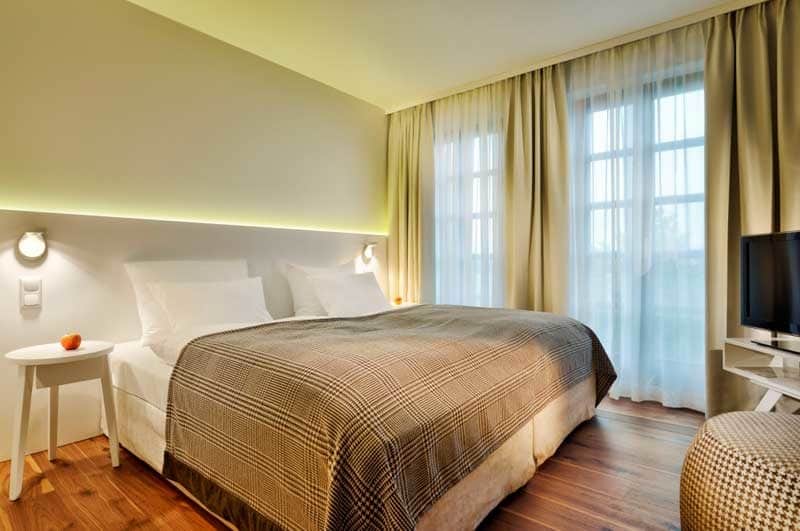 Berghotel Maibrunn Charlotte Schlafzimmer©Ydo Sol