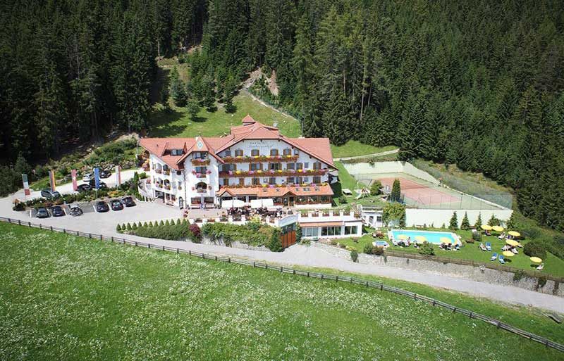 Hotel Sambergerhof von oben