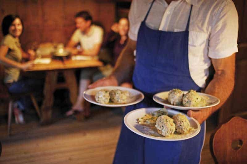 Traditionelle Speisen ©Helmuth Rier TVB Region Klausen
