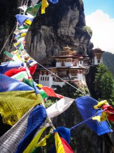 Bhutan Trekking © Travfi Shutterstock