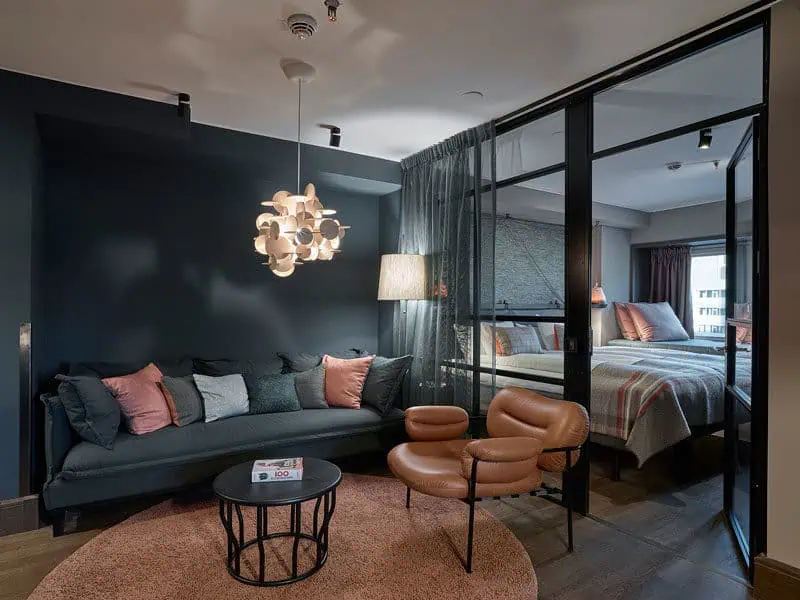 Scandic Downtown Camper hotelroom CamperCoLiving Grande2