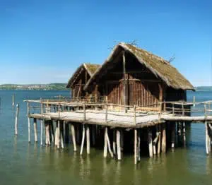 Pfahlbauten in Unteruhldingen ©Elliott Bignelli shutterstock.com