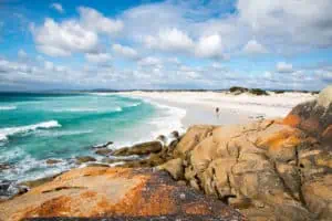 Bay of Fires ©Tourism Tasmania and Rob Burnett