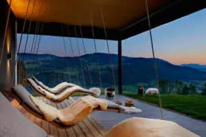 Bergkristall Kristall Spa Schwebeliegen