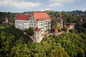 Burg Trausnitz hoch ueber Landshut ©TVO Verkehrsverein Landshut e.V.