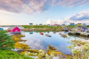 Dorf-Peggy’s-Cove_©Tourism-Nova-Scotia_Acorn-Art-&-Photography