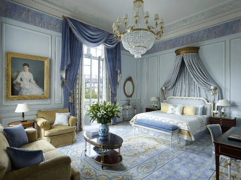 ©ShangriLa Hotel Paris Suite Imperiale Bonaparte