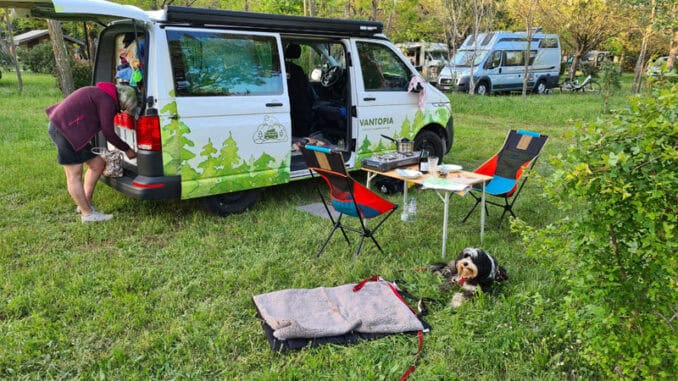 Campingurlaub mit Hund