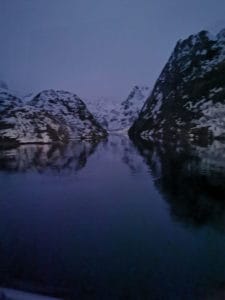 Trollfjord bei Nacht