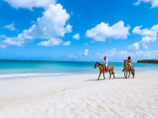 Reiten auf dem Fort James Strand