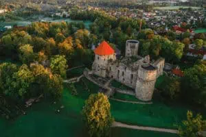 Cesu pilsdrupas ©Aleksandrs Muiznieks