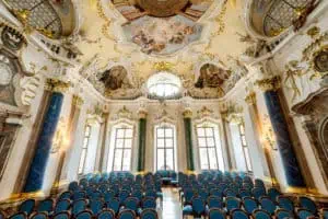 Kaisersaal-desBenediktinerklosters-St-Mang-©Füssen-Tourismus-und-Marketing-Andreas-Hub