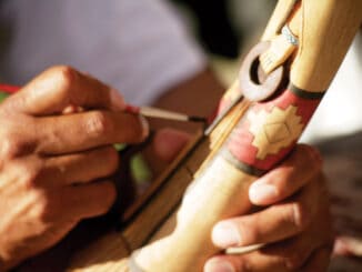 Hopi Carving Hopi Art Trail ©Arizona Office of Tourism