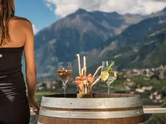 Schenna Aussicht bei Spritz und Co ©Tourismusverein Schenna Hannes Niederkofler
