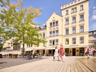 Shopping auf dem Albertsplatz ©coburg marketing rainer brabec