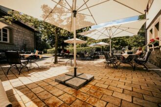 Terrasse-©Landgasthof-&-Hotel-Jagstmuehle Terrasse ©Landgasthof Hotel Jagstmuehle