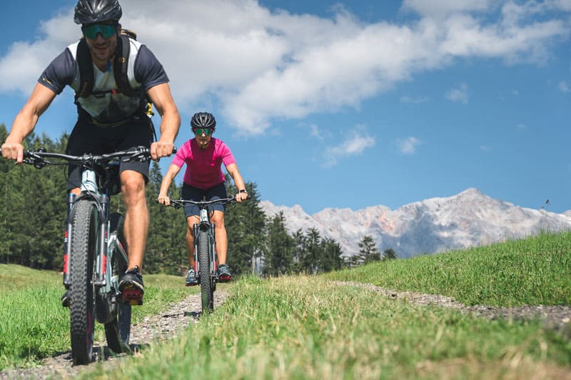 medium ebiken in der region hochkoenig geniessen