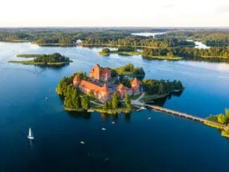 Burg Trakai auf einer Insel im Galve See Litauen ©Giedrius Akelis