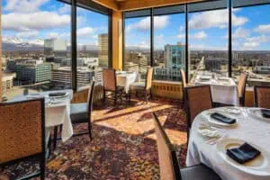 Crows-Nest-im-CaptainCook-in-Downtown-Anchorage-Restaurant