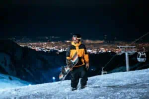Shymbulak Kasachstan Snowboardfahrer © kuznetsovkz
