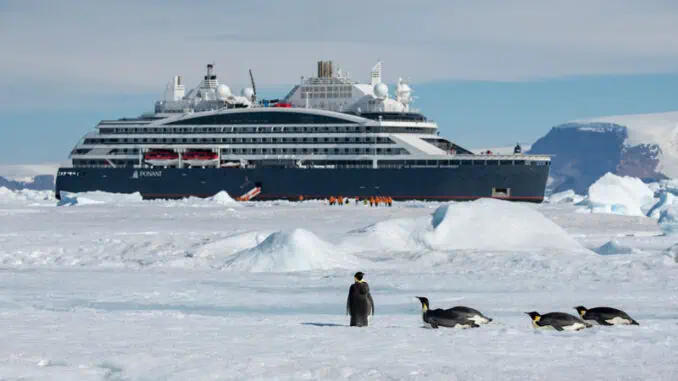 Antarctica Weddell Sea ©PONANT Cindy Miller Hopkins