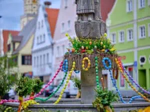 Osterbrunnenfest-in-Oettingen-©Werner-Rensing