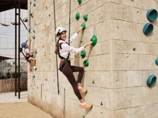 Climbing Wall ©Melco Resorts Entertainment Limited