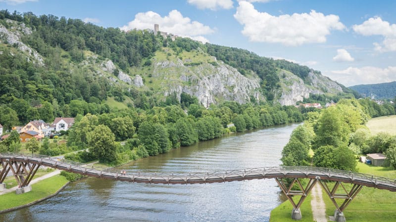 Altmuehltal Panoramaweg Tatzelwurm bei Essing