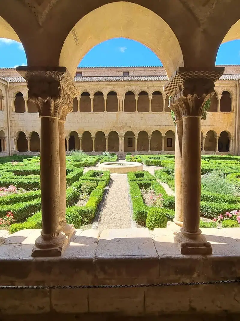 Burgos Kloster Santo Domingo de Silos ©Detlef Duering 111