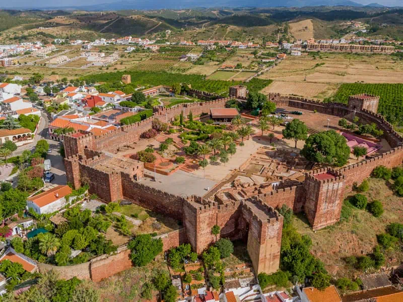 ® Algarve Tourism Bureau Silves
