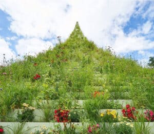 LUGA-Kirchberg-The-Living-Pyramid-©-Agnes-Denes