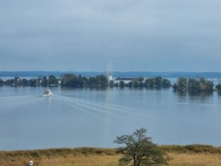 Blick auf Fraueninsel Prien ©Detlef Duering 39