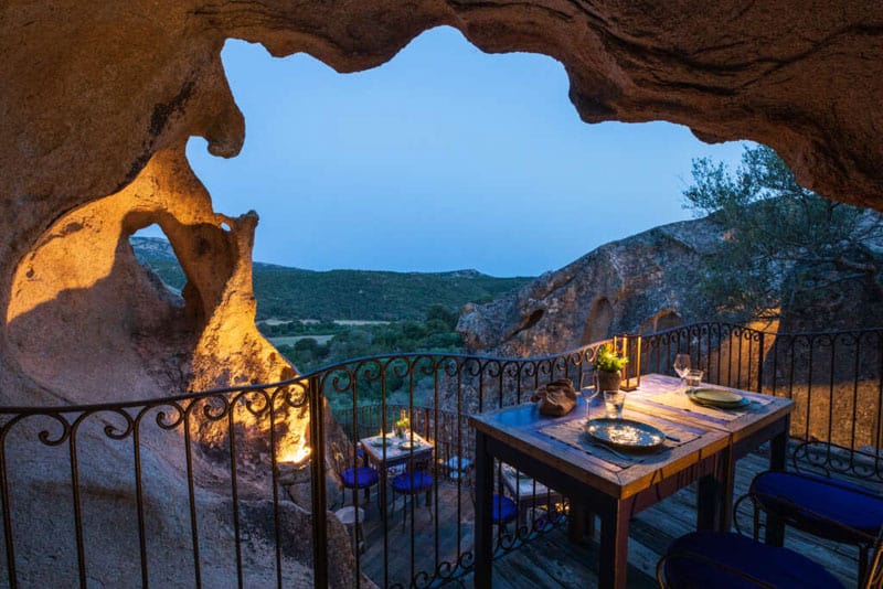 Domaine de Murtoli La Table de la Grotte @Camille MoirencCMOIRENC 2152561