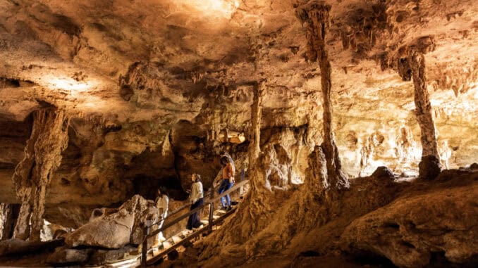 Die Naracoorte Caves an der Limestone Coast ©Tourism Australia South Australian Tourism Commission