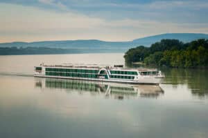 So vielseitig wie nie AMADEUS Flusskreuzfahrten 2026 Lueftner_Cruises_AMADEUS_Imperial_outside_view_Danube_01