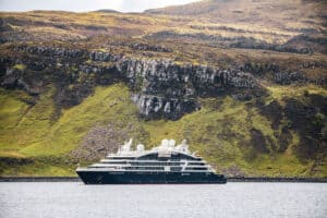PONANT-unterwegs-in-den-britischen-Archipelen--©StudioPONANT---Soa-Lesport
