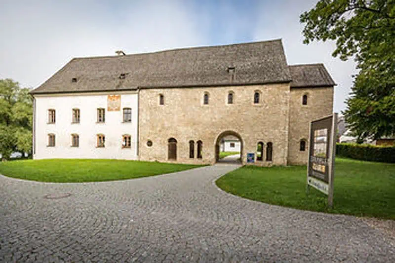 Karolingische Torhalle Fraueninsel ©Chiemsee Alpenland Tourismus Thomas Kujat