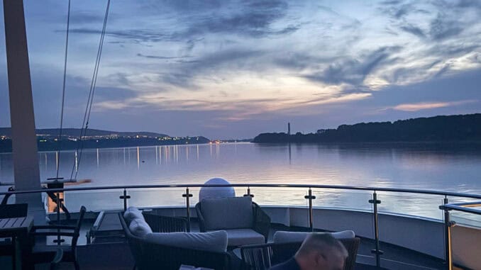 Auf der Donau ©Detlef Duering 40 1